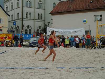 Lena bei der Annahme